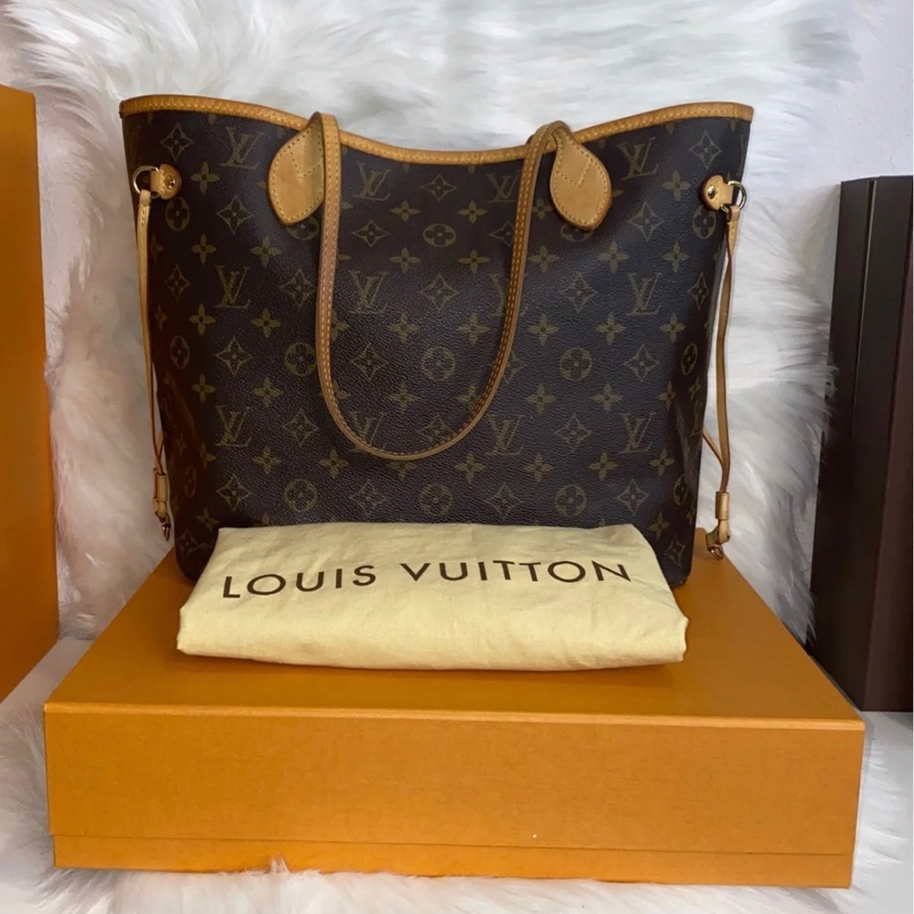 ‼️SOLD‼️ Neverfull Monogram MM size